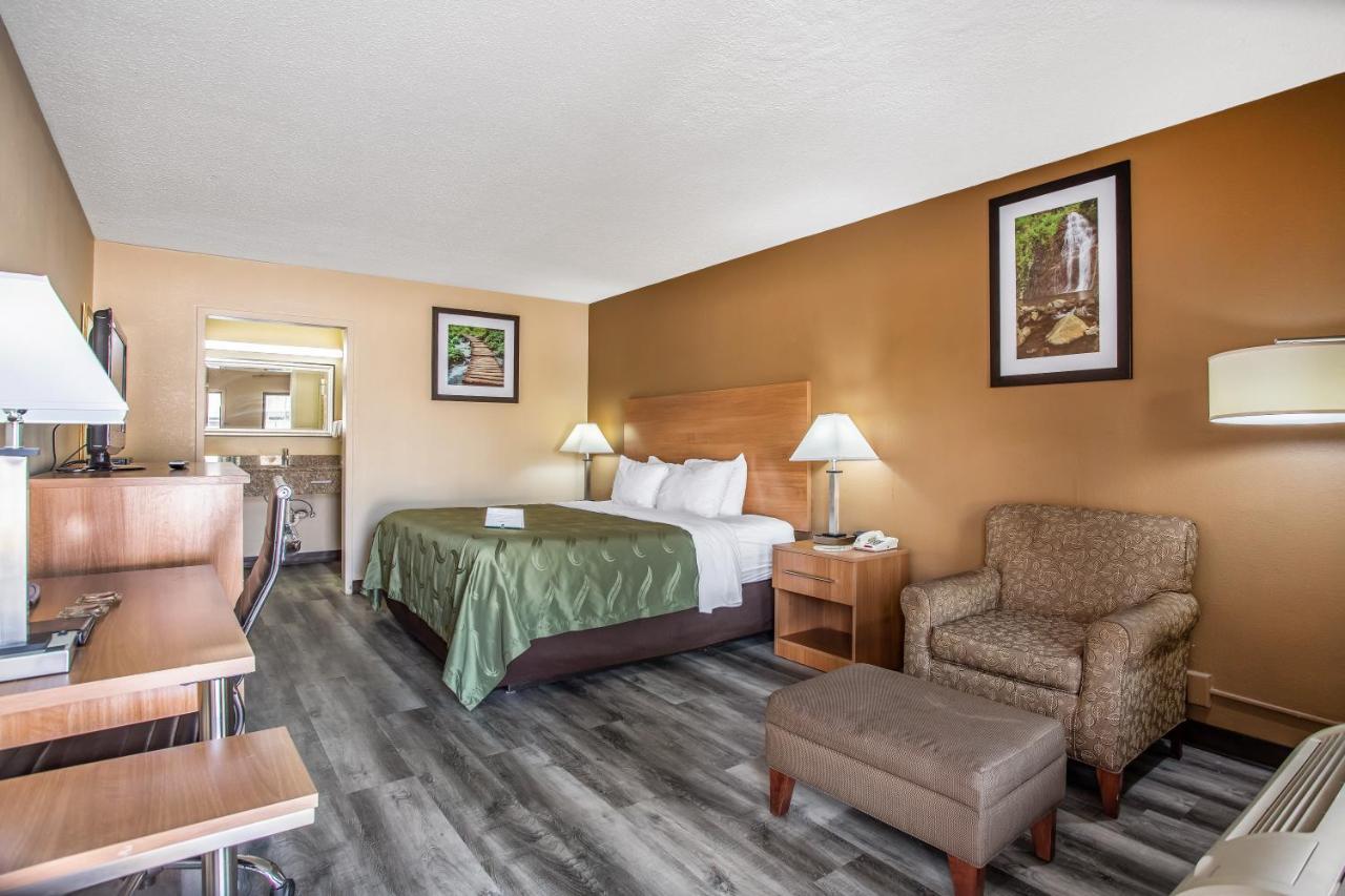 Quality Inn 3*