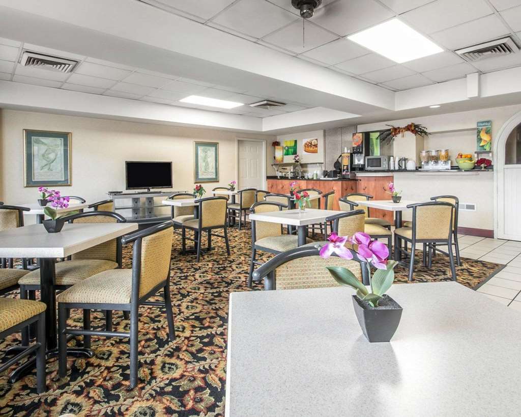 Quality Inn 3*